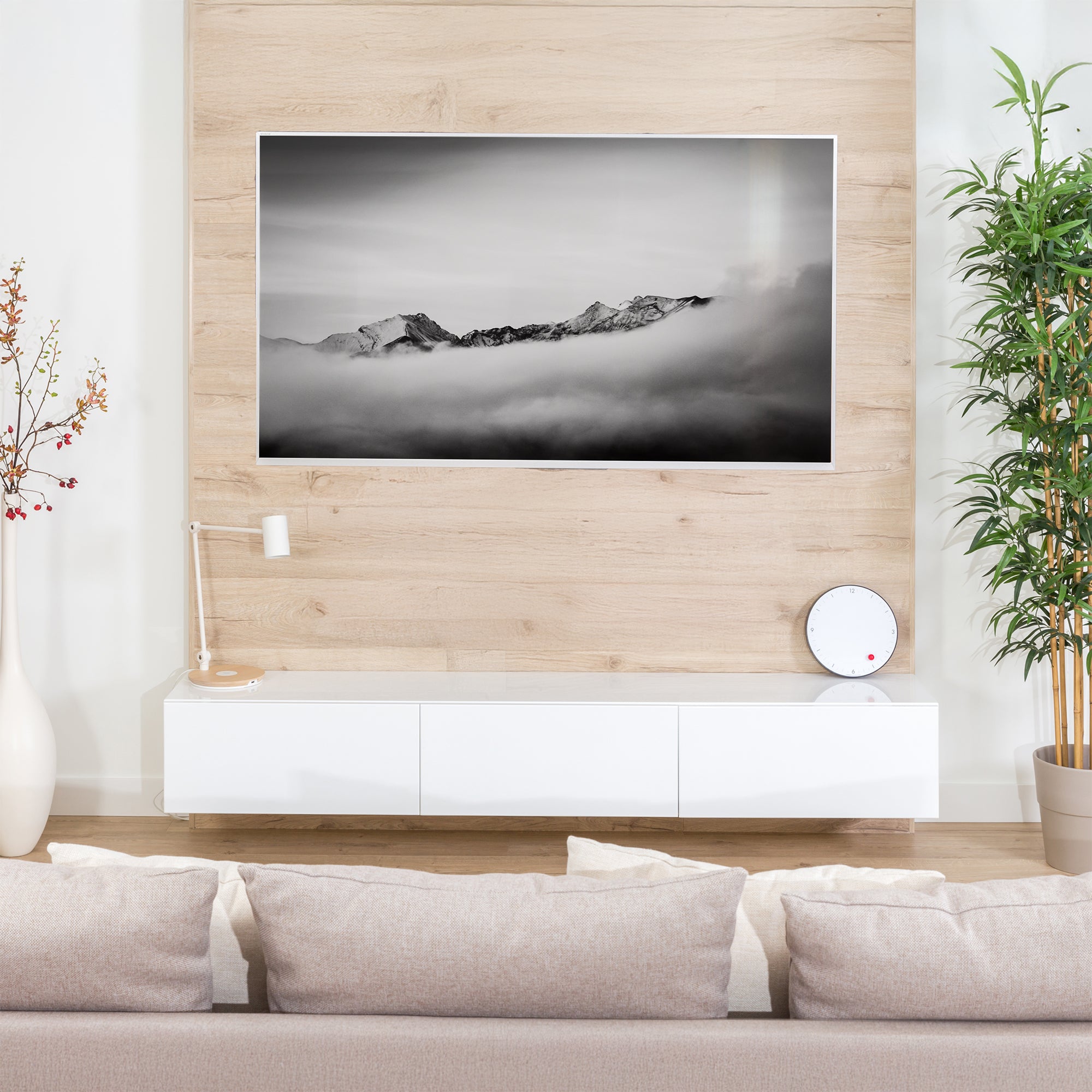 VESA Wall Mount for 37” to 90” TVs
